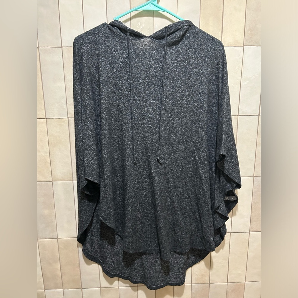 Aerie Medium Hooded Sweatshirt Poncho